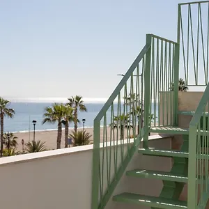 Precioso Frente A La Playa Con Piscina Apartment