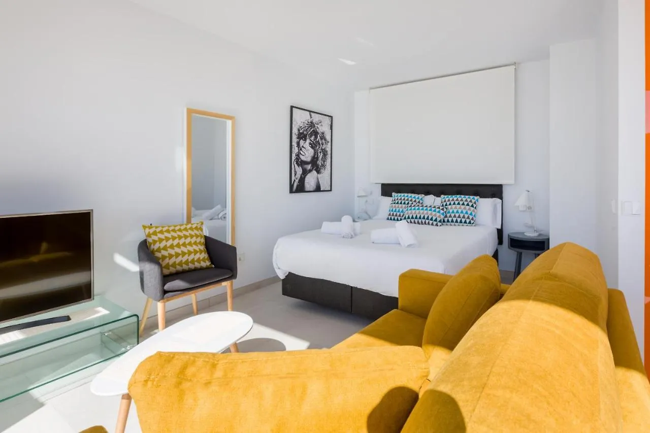 Seafront Boutique Calabeach Rincon De La Victoria La Cala Del Moral Apartment