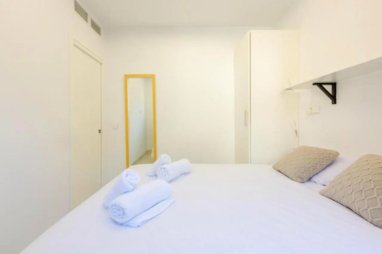 Apartment Seafront Boutique Calabeach Rincon De La Victoria La Cala Del Moral Spanien